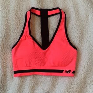 New Balance Sports Bra, Coral/Blk, Medium
